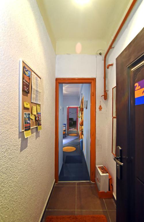 Apartment Orange Purple Blue Zagreb Exterior foto